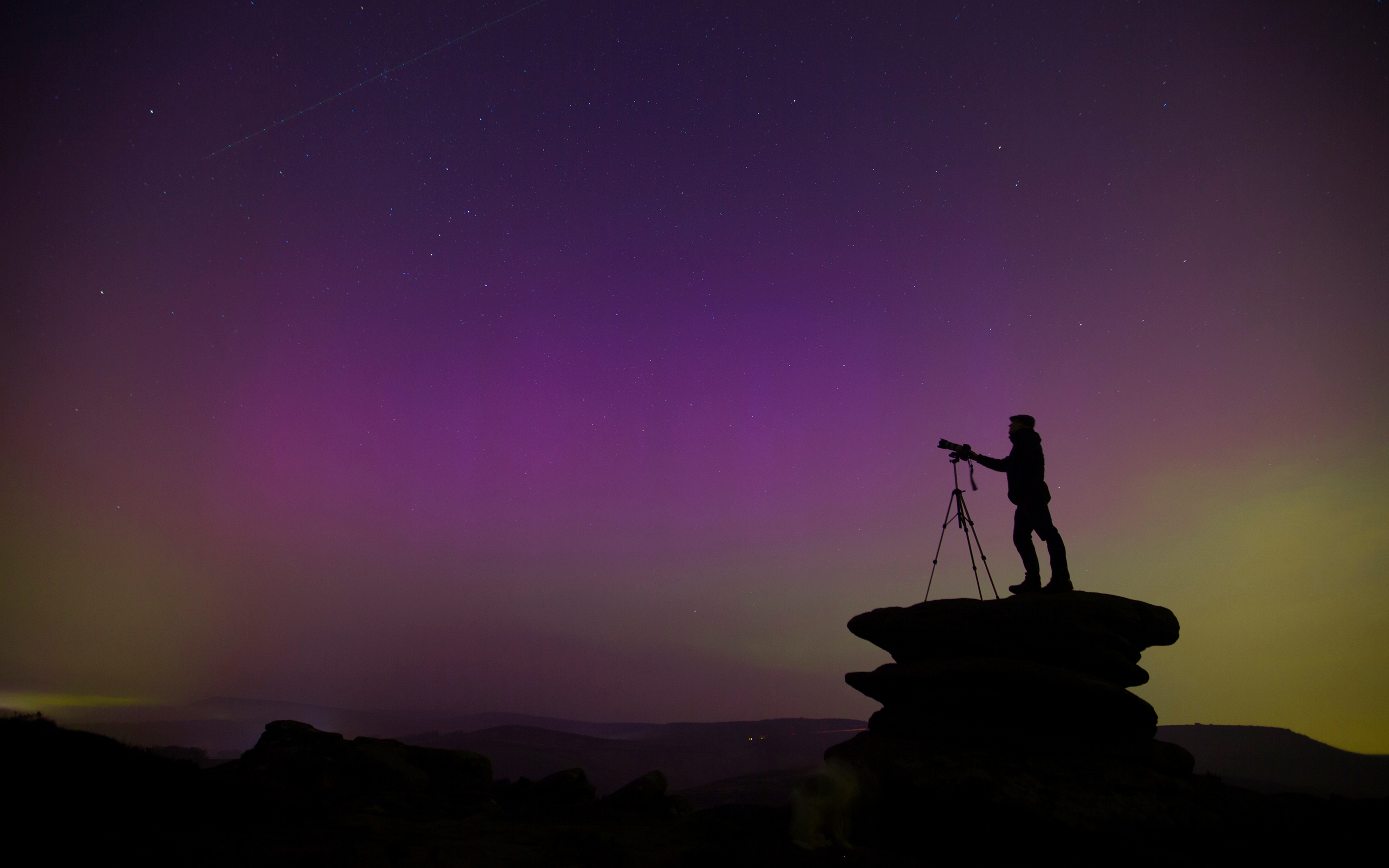 Rod Kirkpatrick shooting the night sky